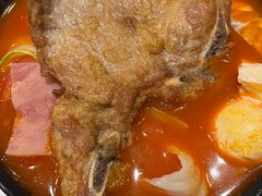 番茄猪扒小锅米线-肥汁米蘭香港米线(长宁来福士店)