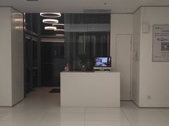 -卡罗酒店(东门晒布地铁站店)