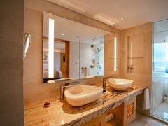 -广州白天鹅宾馆