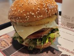 -The Habit Burger Grill 哈比特汉堡(复兴soho店)