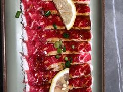 柠檬香草黑椒牛五花-小米烤肉-泥炉炭烤(常营店)