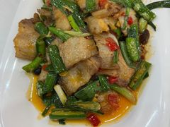 -乡土特色.冷锅鱼.牦牛肉汤锅