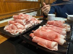 -果松木炭酸菜铜火锅·外婆参鸡汤