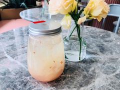 水蜜桃荔枝雪燕银耳羹-蜜思琪蛋糕(民生路店)