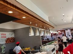 自助取餐区-泉福居酱骨头自助广场(南大街商业步行街店)