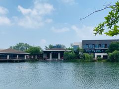 -上海怡沁园度假酒店