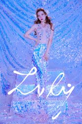 -onlygirl摄影美学馆高端定制(江滩店)