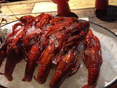 -虾弄弄海派小龙虾·牛羊蝎子火锅