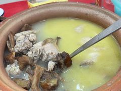 阳春风姜月婆鸡汤-正宗高流河饭店原创风姜鸡