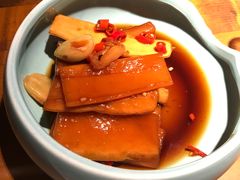 -洞庭土菜小炒馆(易发广场店)