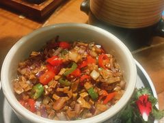 黑三剁配薄饼-雀舞云南菜(天津天河城购物中心店)