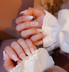 -FANS美甲美睫