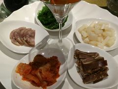 -圣丰索菲特·2 On 988 Café 自助餐厅