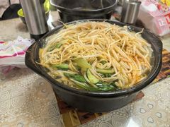 -砂锅米线