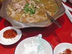 -谢老五跷脚牛肉·非遗传承店
