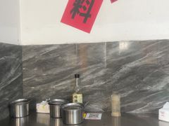 -铁锅哥米线