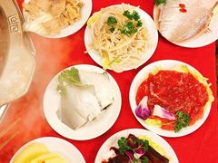 -山城年华老火锅(玉林店)