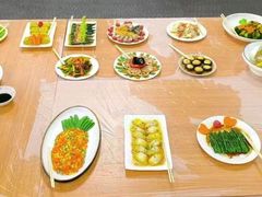 -乐禧母婴全自营月嫂(宝山店)