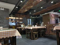 -张氏宽窄巷成都名小吃(茂业百货华强北店)