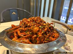 -凤凰路何眼镜香辣蟹(花果园店)