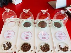 -UNI UNI(环亚凯瑟琳店)