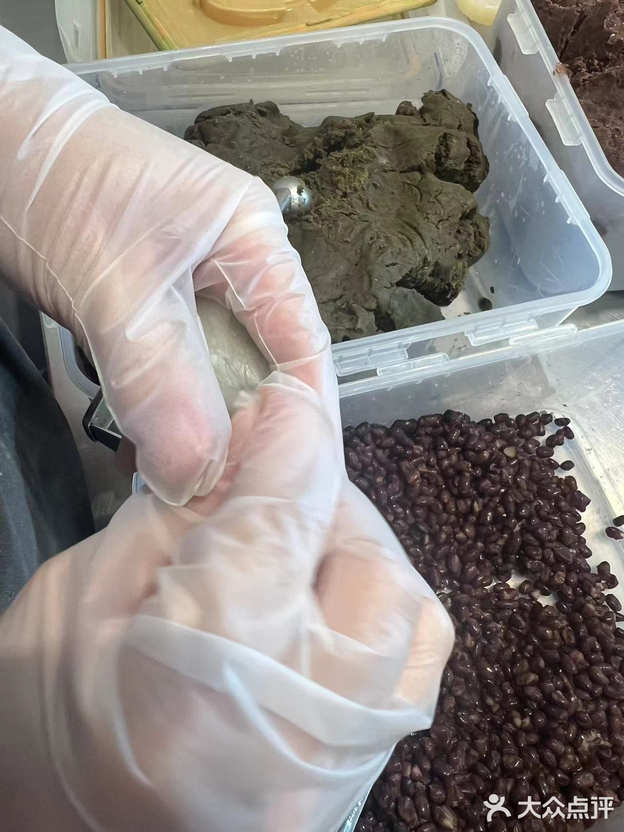 猜猜几个步骤可以手工包出抹茶红豆麻薯[馋]