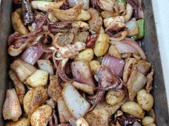 -老东镇啤酒屋海鲜加工·蒸汽海鲜·海鲜烧烤(台东店)