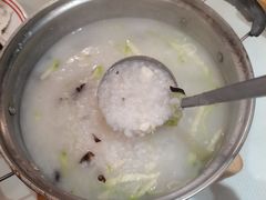 顺德地道拆鱼粥-明本湛江鸡•海鲜小厨(陈家祠店)