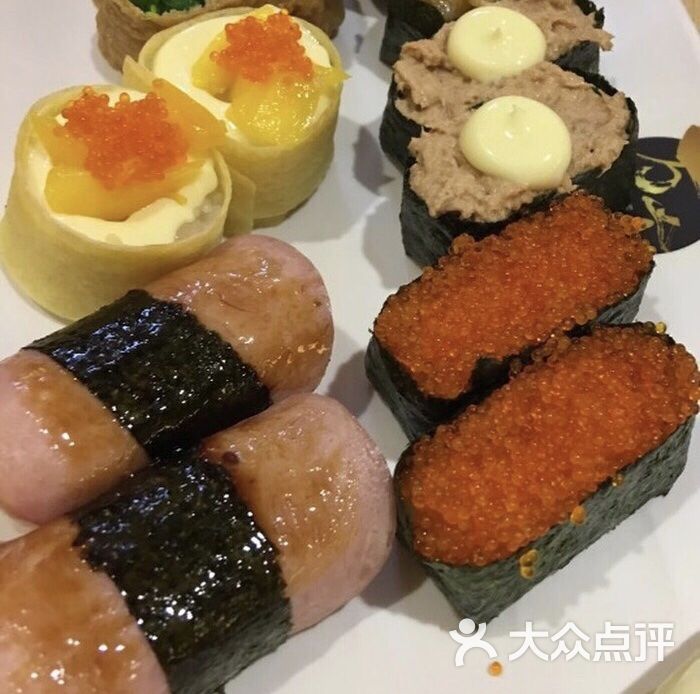 万岁料理回转寿司(华贸店)图片 - 第1张