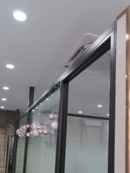 -苗方清颜专业祛痘·皮肤管理