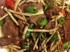 折耳根炒牛肉-李庄白肉(黉门街店)