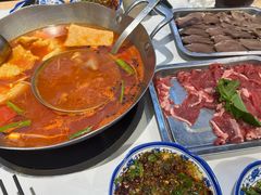 -王奋斗贵州酸汤牛肉火锅