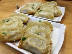 -小姜锅贴(凤凰街店)