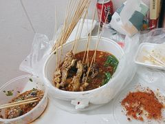 -上上签·冷锅串串(六灌路店)