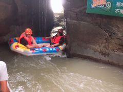 -仙山谷激浪漂流