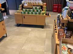 零售区-星巴克(成都东站店)