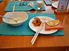 -亚龙湾希尔顿自助餐厅·海鲜·烧烤·沙滩BBQ·现场乐队