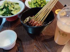 -虾弄弄海派小龙虾·牛羊蝎子火锅