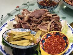 -一个勺子新疆锡伯主题私房菜(红墙巷49号院店)