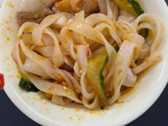 -周良天山牛杂城(天山路总店)