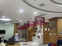-雅悦齿科(顾村公园店)