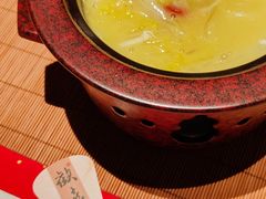 酸辣花胶烩鱼翅-鲤院·新中式美学·庭院餐厅(夫子庙店)