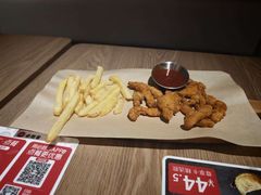 -必胜客(航洋国际店)