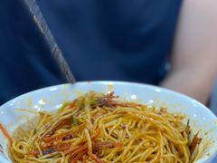 -牛一嘴·兰州牛肉面·大盘鸡(财富中心店)