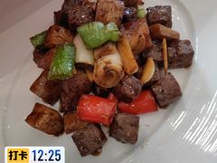 -骏莱海鲜鱼港(五角场店)