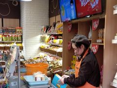 -来伊份(香积寺路店)