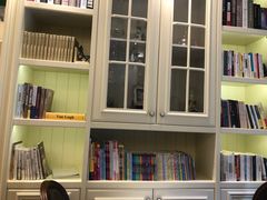 -法桐蛋糕·手作面包(万达公馆店)