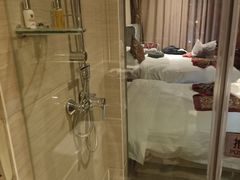 -锦龙国际酒店(天津奥体中心华苑地铁站店)