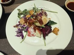 -大中华希尔顿酒店-念自助餐·嗨啤·小龙虾