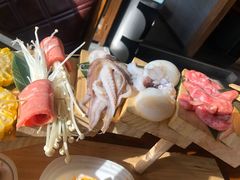 -小花花炭火烤肉·十五年延吉风味(左家庄店)